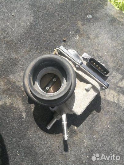 Дросельная заслонка Toyota Vitz KSP90 1KR