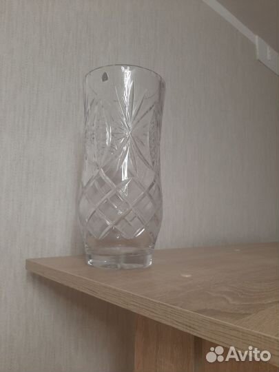 Ваза для цветов хрустальная