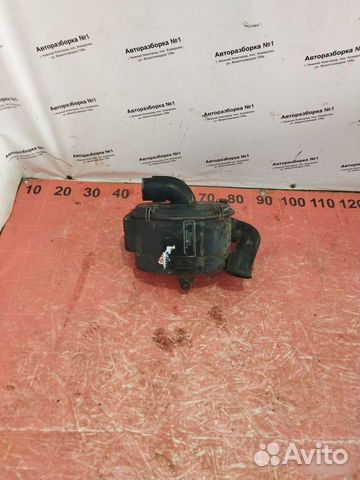 Корпус воздушного фильтра Mitsubishi Pajero 2