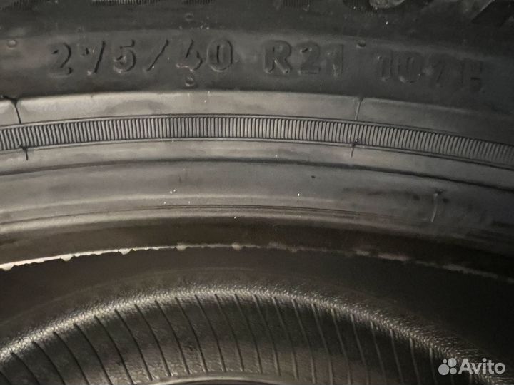 Pirelli Scorpion Ice Zero 2 275/40 R21 и 315/35 R21 111H