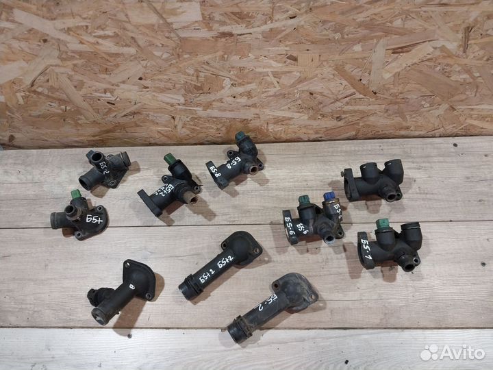 Фланец охлаждения Audi A4 B5 Volkswagen Passat B5