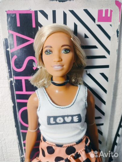 Кукла Barbie fashionistas 111