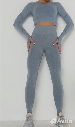 Спортивный костюм женский