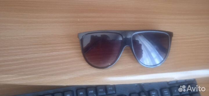 Солнцезащитные очки