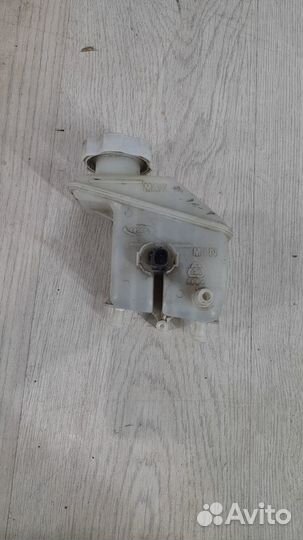 Бачок тормозной жидкости Kia RIO 2