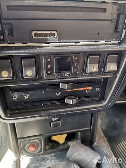 На запчасти волга 3110