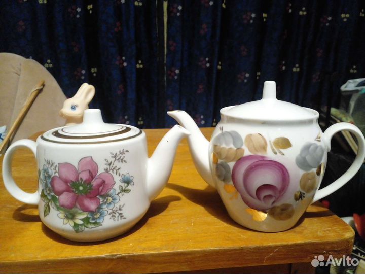 Чайники заварочные, рюмки с ручками