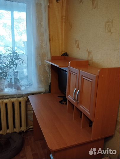 Компьютерный стол