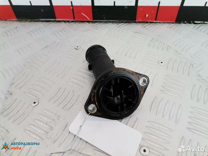 Корпус термостата Skoda Fabia (6Y) 2001 045121121A