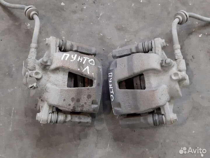 Суппорт передний Fiat Grand Punto 3