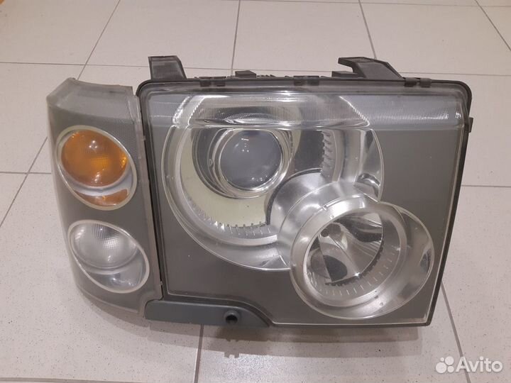 Land Rover Range Rover III (LM) 2002 фара R