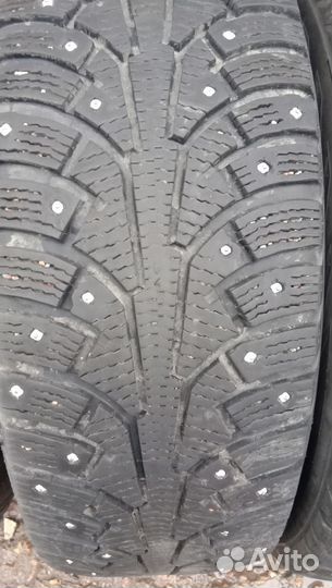 Nokian Tyres Hakkapeliitta 5 SUV 215/65 R16 94T