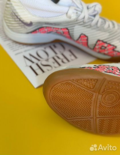 Бутсы Nike air zoom футзалки