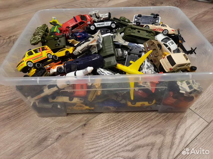 Коллекция машинок Hot wheels