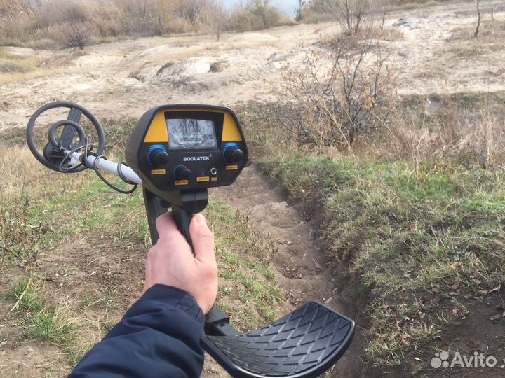 Металлоискатель новый