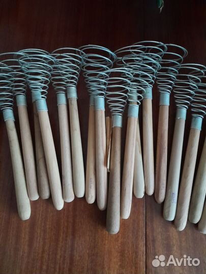 Венчик для взбивания СССР и контейнеры для еды