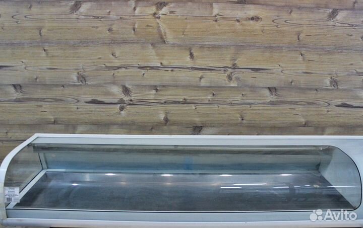 Витрина холодильная Starfood L1800 бу в наличии