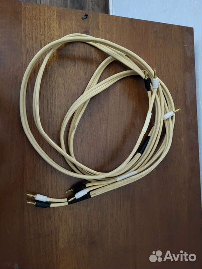 Акустический кабель van den hul hybrid