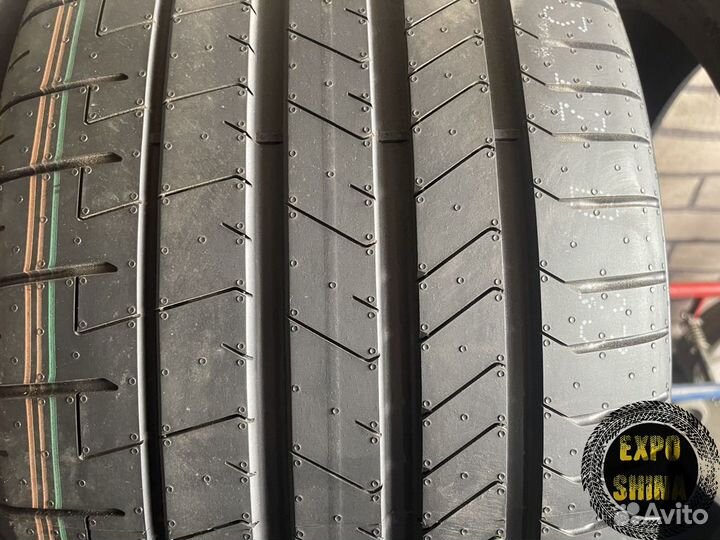 Pirelli P Zero PZ4 315/35 R22