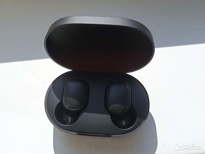 Беспроводные наушники накладные