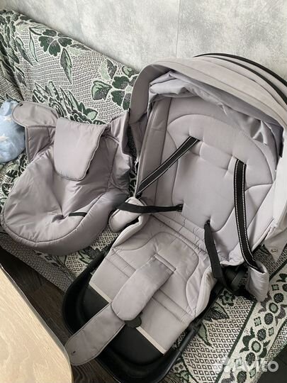 Сиденье от коляски / кресло для машины детское