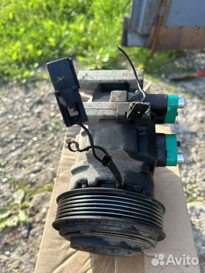 Копресор кондиционера solaris 1 (1.4)