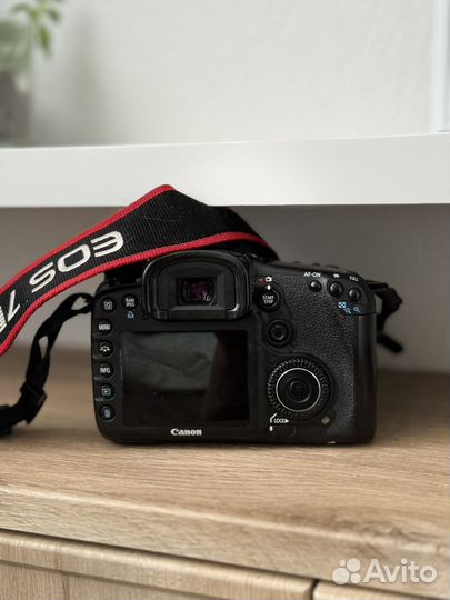 Фотоаппарат Canon EOS 7D