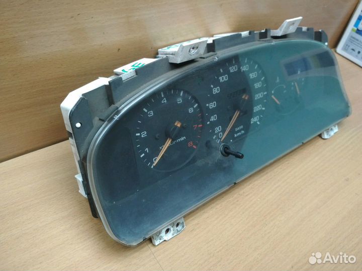 Щиток приборов, Mazda 626 GE