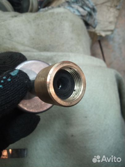 Переходник для заправки бытовых газовых баллонов