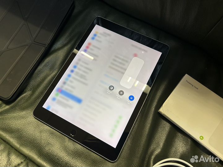 iPad Pro 9.7 32gb #417