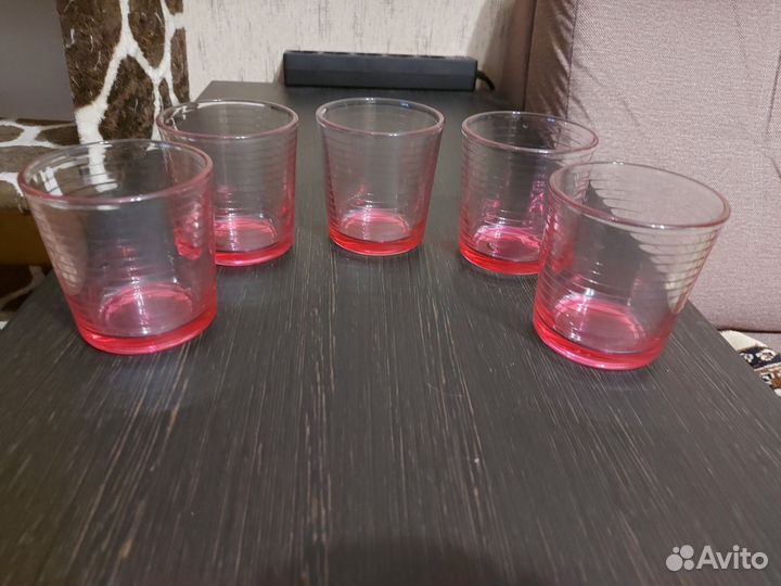 Стеклянные стаканы