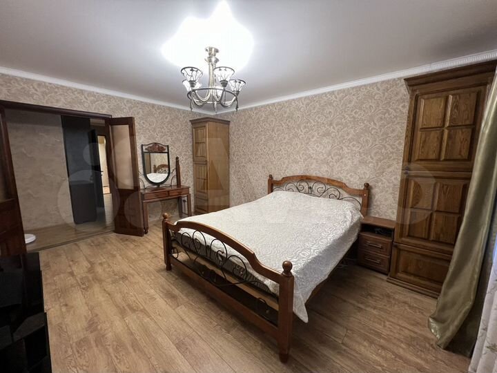 2-к. квартира, 80 м², 3/5 эт.