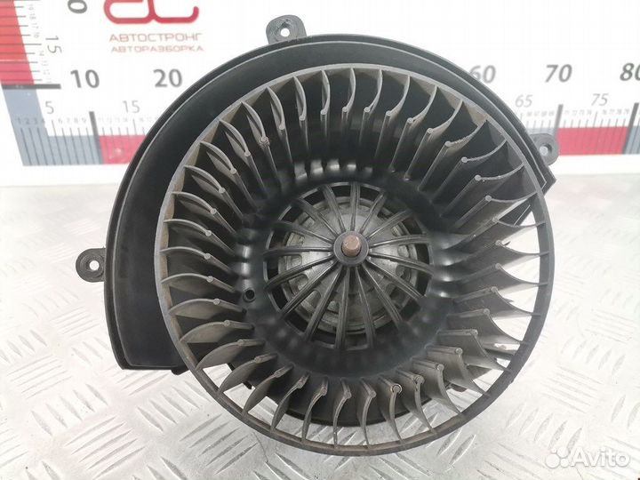 Моторчик печки для Opel Zafira A 9119001