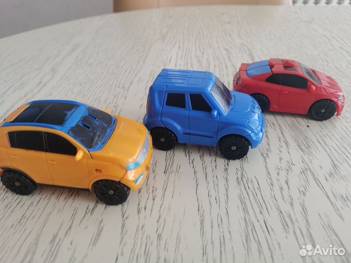 Тобот тритан