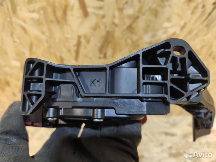 Педаль газа Chevrolet Cruze, Astra J