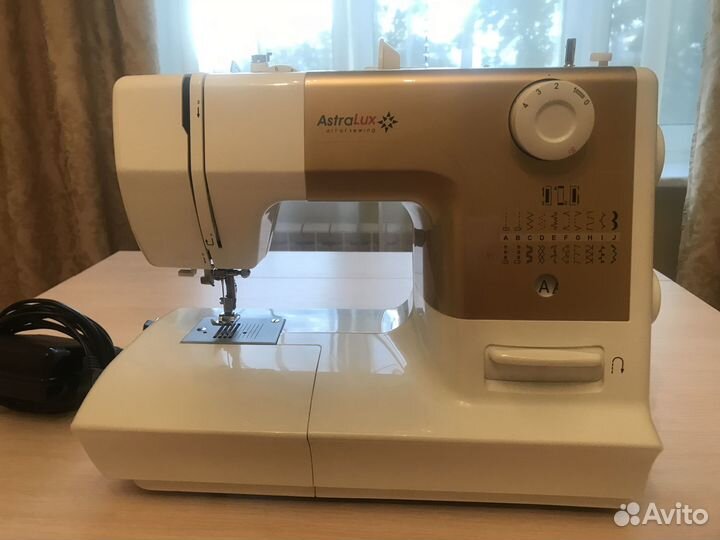 Швейная машина AstraLux DC 8371