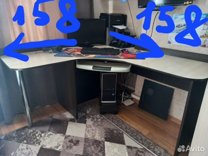 Компьютерный стол угловой