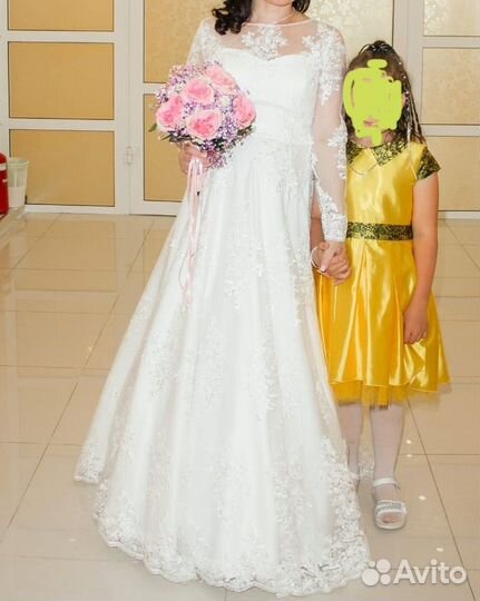 Свадебное платье