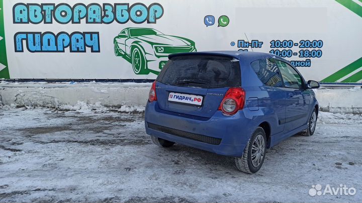 Молдинг заднего бампера Chevrolet Aveo T250 968169