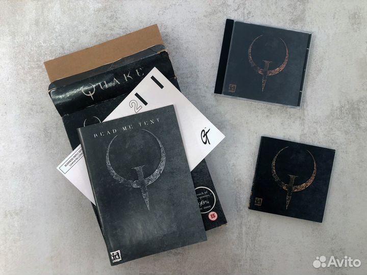 Оригинальное CD издание Quake в большой коробке