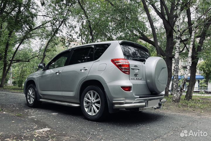 Toyota RAV4 2.0 CVT, 2011, 196 000 км