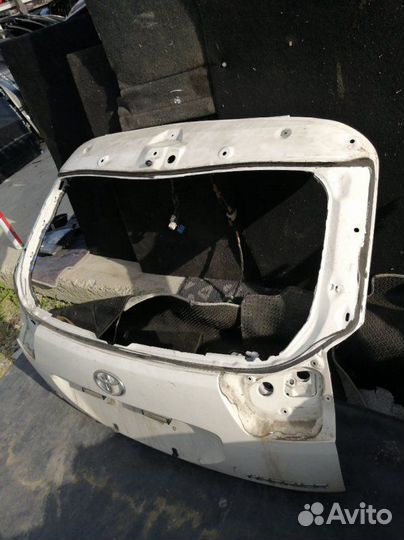 Дверь багажника Lexus Rx 2 MCU30