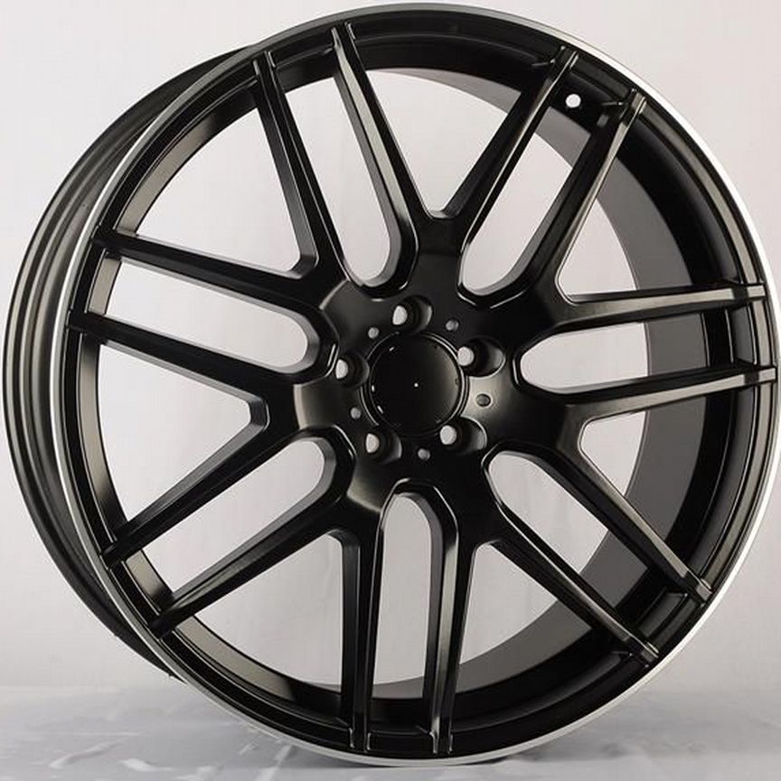 Zumbo Wheels MB77 : 10x21 5*112 Et:45 Dia:66,6 Matt BML