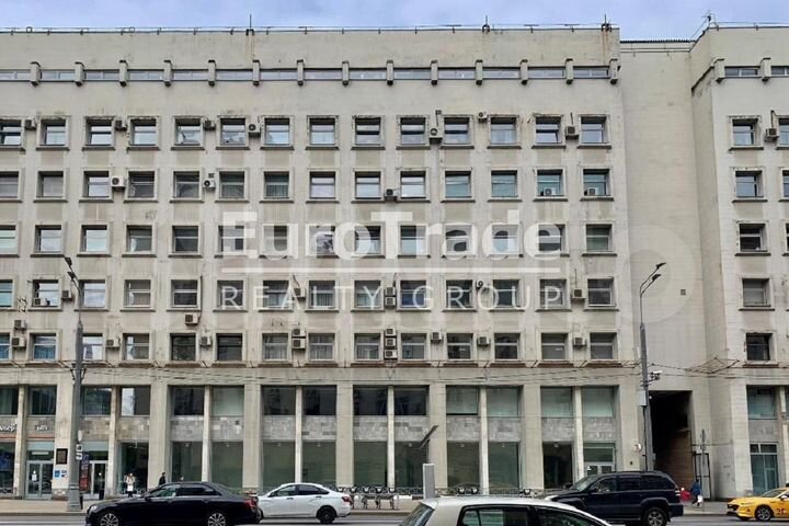 Сдам торговое помещение, 247 м²