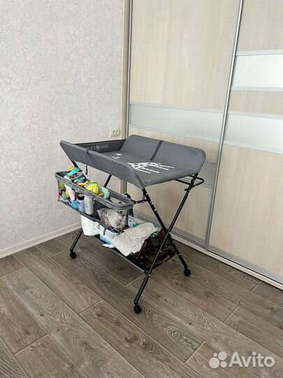 Пеленальный столик