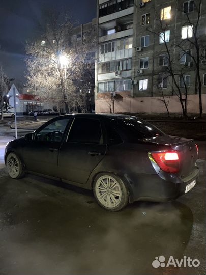 Обменяю колеса R15 на R14