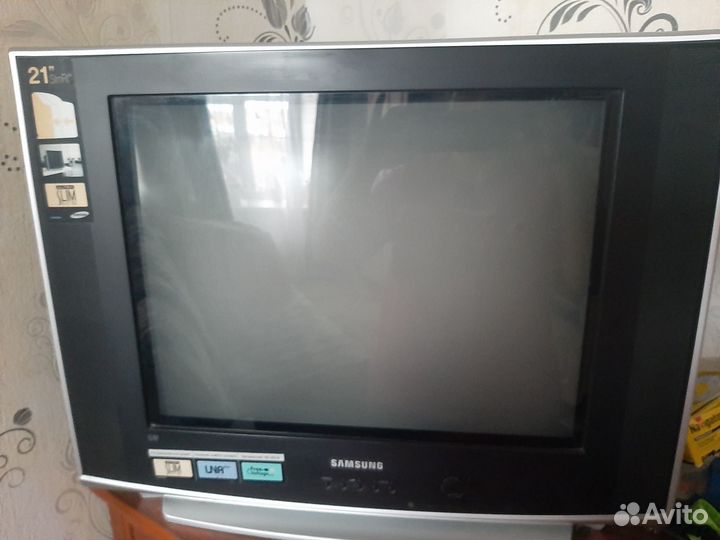 Телевизор samsung