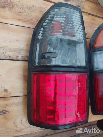 Задние стоп фары ланд крузер прадо