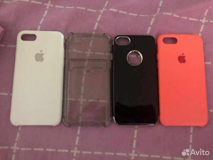 Чехлы на айфон 8