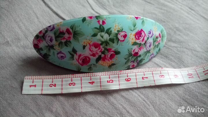 Заколка голубая с цветочками